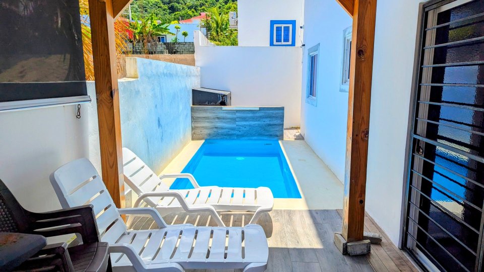 3BR Private Pool - BBQ, AC, Kitchen @ Condo 22