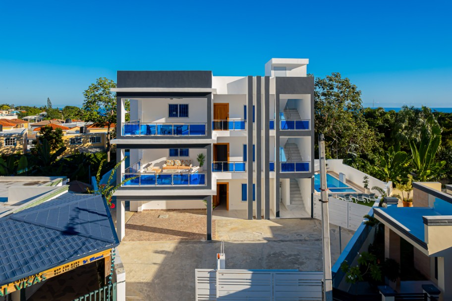 Condo 11-PH Modern Executive Suite w/Pool Access