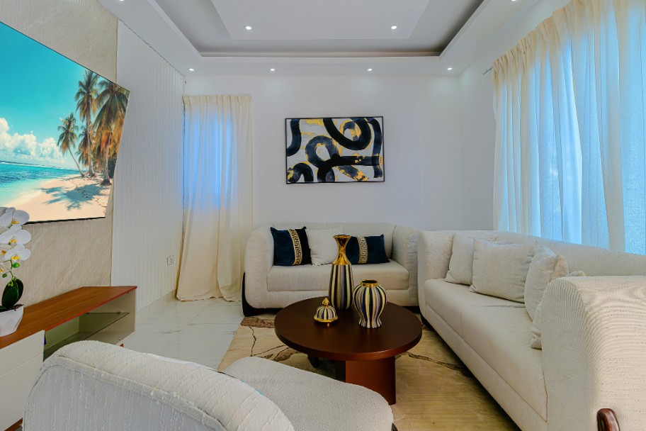 Condo 11-PH Modern Executive Suite w/Pool Access — photo 5