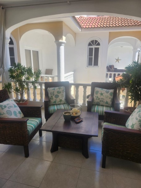 Tropical Confesi Penthouse by the Beach