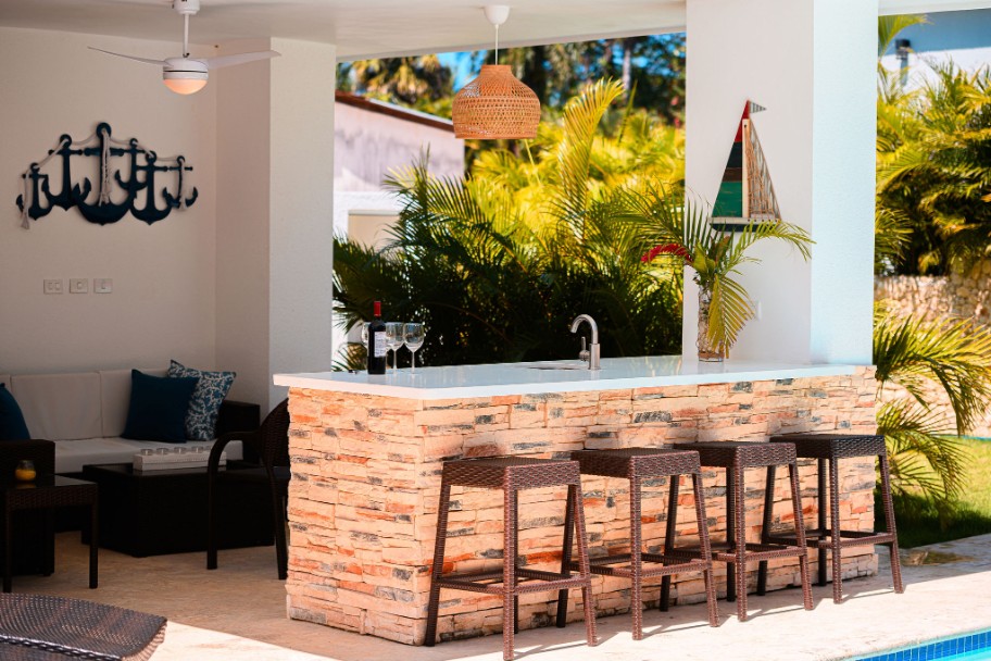 Palm Escape Villa | Pool | AC | BBQ | Fountain