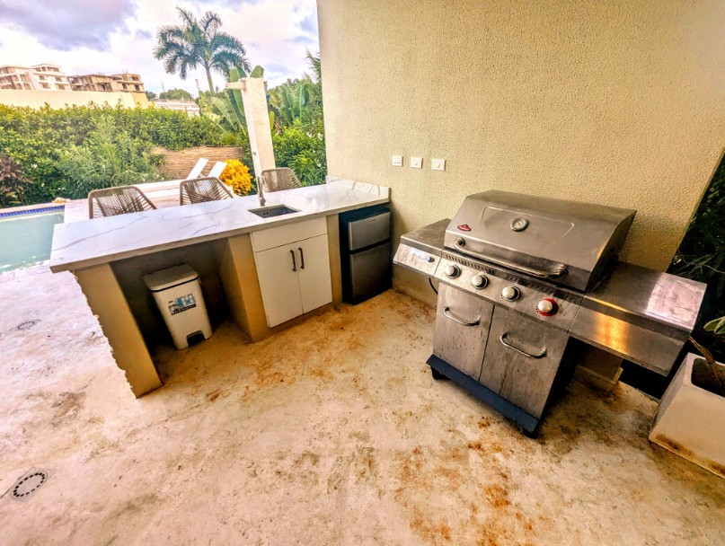 3BR Sunset Villa | Pool | Kitchen | Patio | BBQ — photo 7