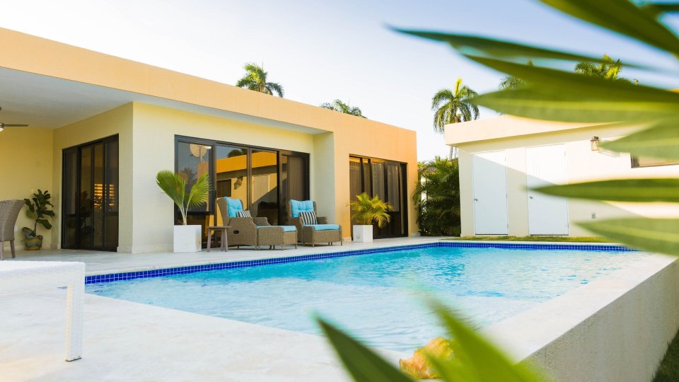3BR Sunset Villa | Pool | Kitchen | Patio | BBQ — photo 5